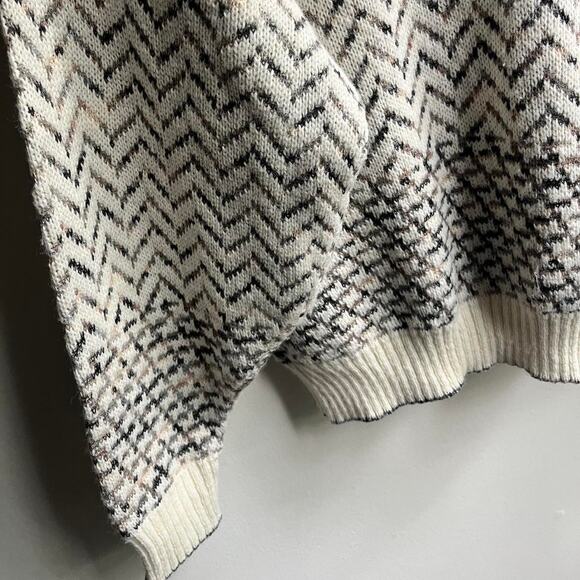 Vintage Alfred Dunner Chevron Sweater with Collar - Picture 4 of 5